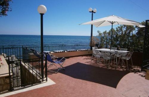 Trabia Maison | Terrazza sul mare