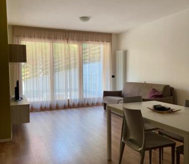 Ponte Arche Appartement | Terrazza sul Parco