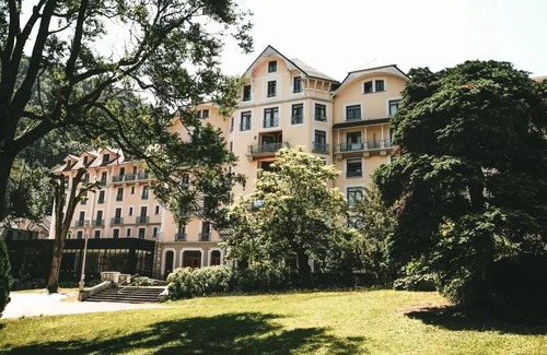 Allevard Appartement | Terres de France - Appart'Hotel le Splendid - 2 Room Apartment 4 People double bed