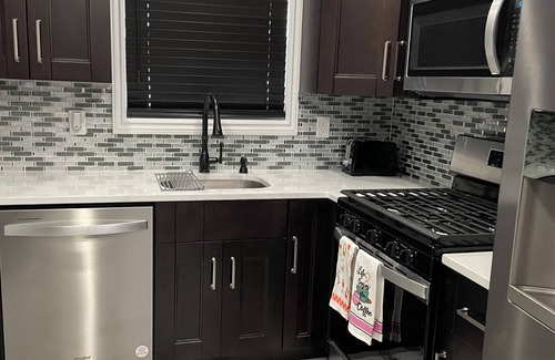 Roosevelt Appartement | Terrific 2-bedroom apartment in Roosevelt with AC, WiFi. Very peaceful & quiet