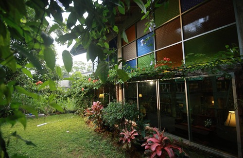 Kandy Chalet De Ski | Terrific chalet with WiFi in charming Kandy