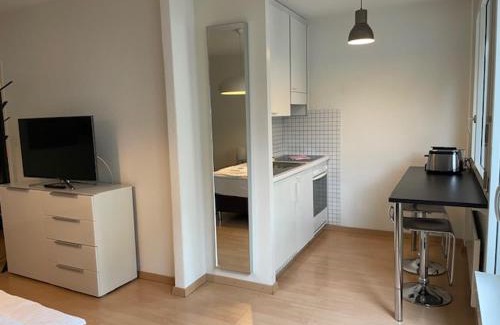 Hochschulen Appartement | Terrific Studio in the City Centre - Art 2