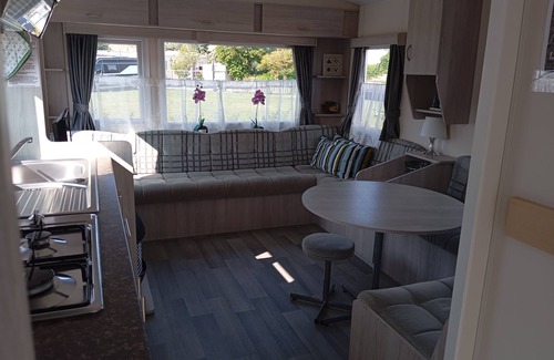 IJmuiden Chalet De Ski | Terry Dimension: 7.50 x 3.10 Chalet
