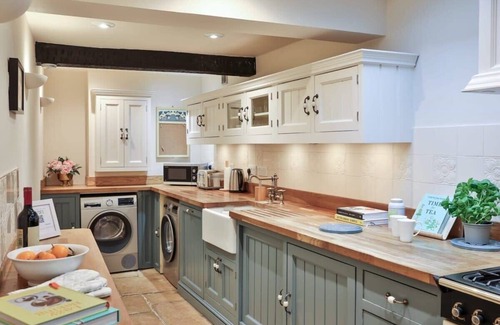 Tetbury Maison | Charming Town Centre Retreat - Tetbury Period Cottage