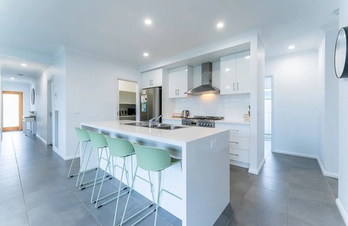 Porepunkah Maison | Tewksbury Haven *with wi-fi*