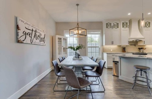 Rowlett Maison | Texan Sunny Oasis, 5 BED, Private Pool, Hot tub
