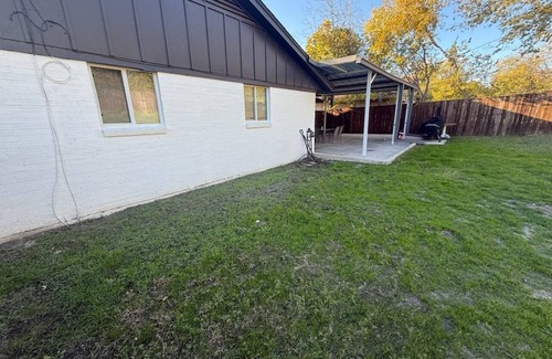 Fort Worth Maison | TEXANO INN Charming 3-bedroom house with WiFi and AC in welcoming Fort Worth