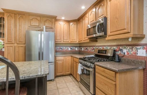 Amarillo Maison | Texas Adventures Await! Sweet 3BR Home Sleeps 8