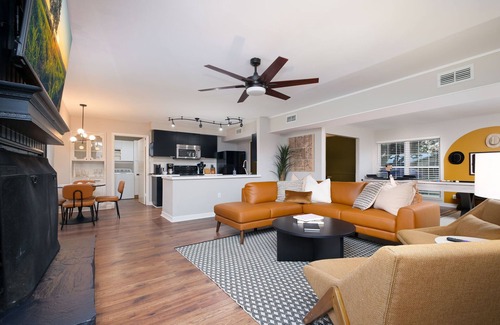 North San Antonio - SAT Maison | Texas Oasis - Pool, Games, Hot Tub & Family Fun!