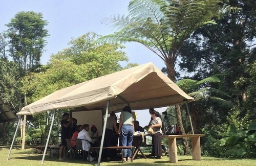 Tire Hill Location De VR | tf?! spotspace protective camp pet friendly, private, quiet, residential area