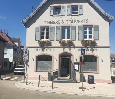 Cernay Lit Et Petit-Déjeuner | Théière & Couverts - Les Chambres