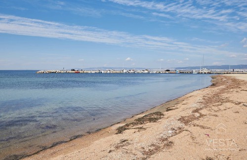 Neoi Epivates Maison | Thalassophile Neoi Epivates, Vesta Philoxenia