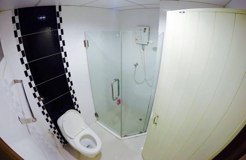 Phan Thong Hôtel | Thanarom Place