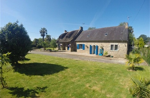 Concarneau Villa | Maison chaumiere à Concarneau a 5km de la plage
