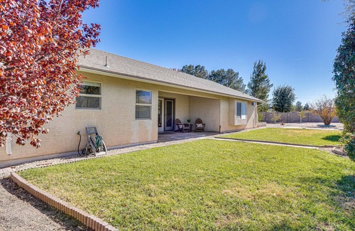 Thatcher Maison | Thatcher Home w/ Fenced Backyard: 3 Mi to Downtown