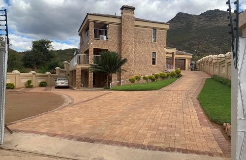 Greater Tubatse Cabine | The 205 Executive Lodge