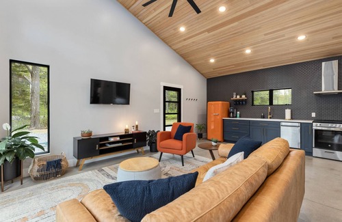 South Berwick Maison | The 207 - Maine's Modern Escape