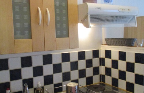 Carcassonne Appartement | LE 39-1 : AU PIED DE LA CITE, GARAGE, WIFI