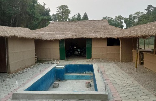 Chitwan District Maison | The 90's sauraha