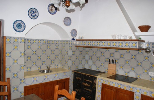 Palma de Mallorca Villa | MALLORQUINA MAISON EN PALMA AVEC JARDIN, PISCINE ET BARBECUE