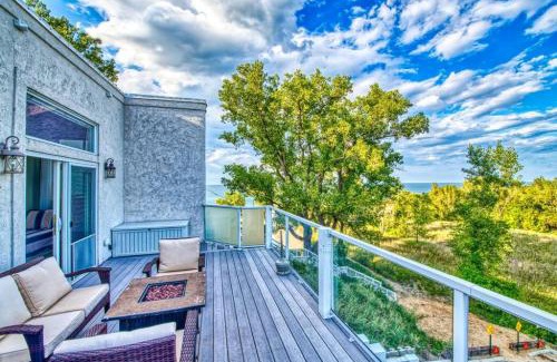 Miller Beach Maison | The Addition at Villa Santorini