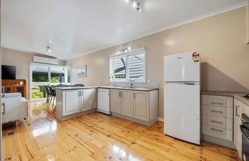 Ballarat Maison | The Alcove Ballarat - Cozy Home 2 Bedrooms For Family In Ballarat Homestead