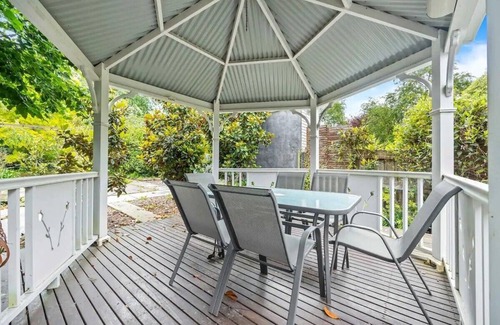 Ballarat Maison | The Alcove Ballarat - Cozy Home 2 Bedrooms For Family In Ballarat Homestead