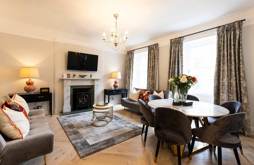New Town Appartement | The Alexander Bain Apartment