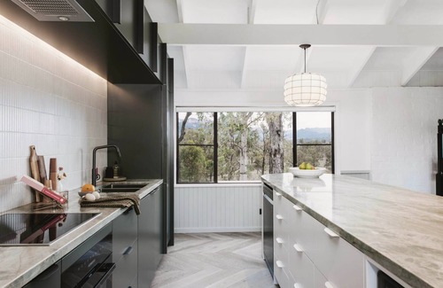 Glen Davis Maison | The Alice Escape