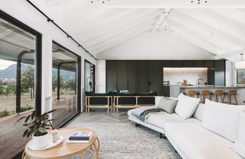 Glen Davis Maison | The Alice Escape