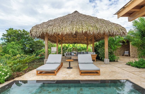 Santa Teresa Villa | THE AMAZING VILLA PAULINA - LUXURIOUS 4BDRM OCEAN VIEW VILLA