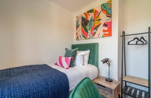 Newport Maison | The Amazing Welsh Oasis!