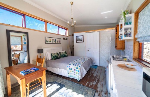 Redhill Maison | The Amberley Annex