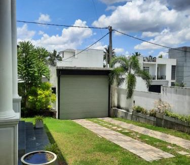 Makumbura Maison | "The Anchorage" of Field View