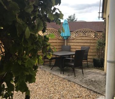 Cheddar Appartement | The Annex Apartment is on Cheddar Bridge Apartments