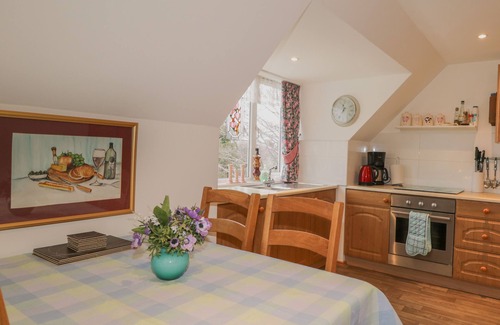 Balloch Cottage | L'APPARTEMENT, familial et convivial, avec un jardin à Croy, Ref 5375