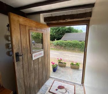 Trull Maison | The Apple Press - Sweethay