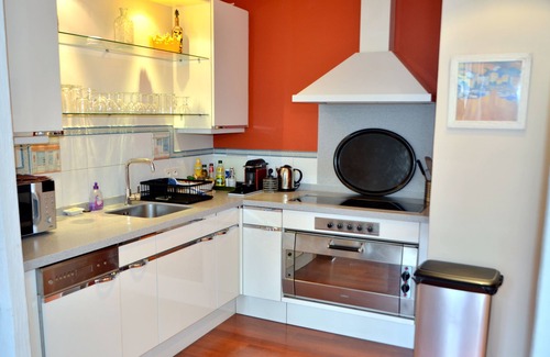 Villeneuve-les-Avignon Appartement | L'appt est situé au coeur du centre ville, à 5 minutes d'Avignon