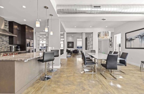 Downtown Denver Copropriété | Luxe 3800 sqft Loft Centre-ville avec 2000 sqft Patio!