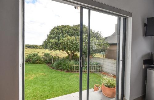 Still Bay Appartement | The Art Barn