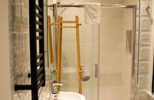 South Shore Maison | The Arthington Guest House