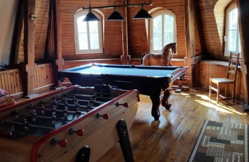 Charmes Maison | The artistic castle
