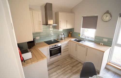 Cleeve Cabine | The Ash View in North Somerset