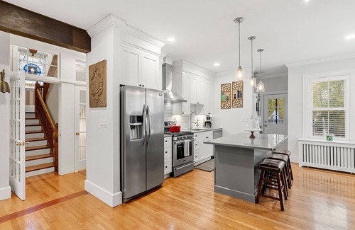 St. Marks Copropriété | 🎖The Ashmont Suite - Close to Subway + Downtown🎖