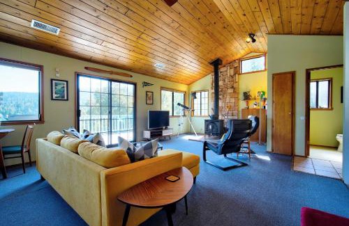 Crestline Maison | The Atomic Squirrel Lodge Lake Gregory Getaway!