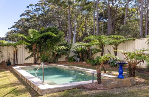 St. Georges Basin Maison | The Atrium by Experience Jervis Bay