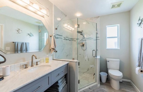 Marco Island Maison | THE AVIARY for SPACIOUS YET SEPARATE LIVING.