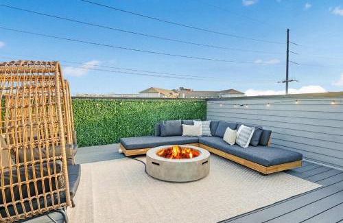 East Nashville Maison | The Azalea - Walk to Dining & Nightlife, Rooftop!