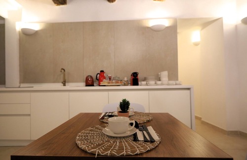 Chiaia Lit Et Petit-Déjeuner | Le B&B "Ai 13 Gradoni di Chiaia" est un oasis de calme dans le centre de Naples.