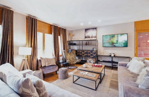 Chermignon Appartement | The B Side - Palm Springs by Mrs Miggins